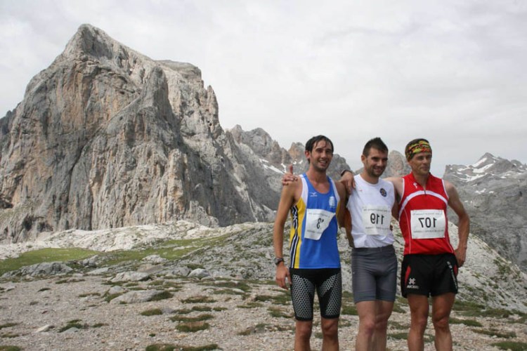 Tres primeros clasificados Km Vertical Fuente Dé® 2011