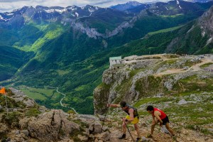 Láriz y Crespo llegan pegados al final.