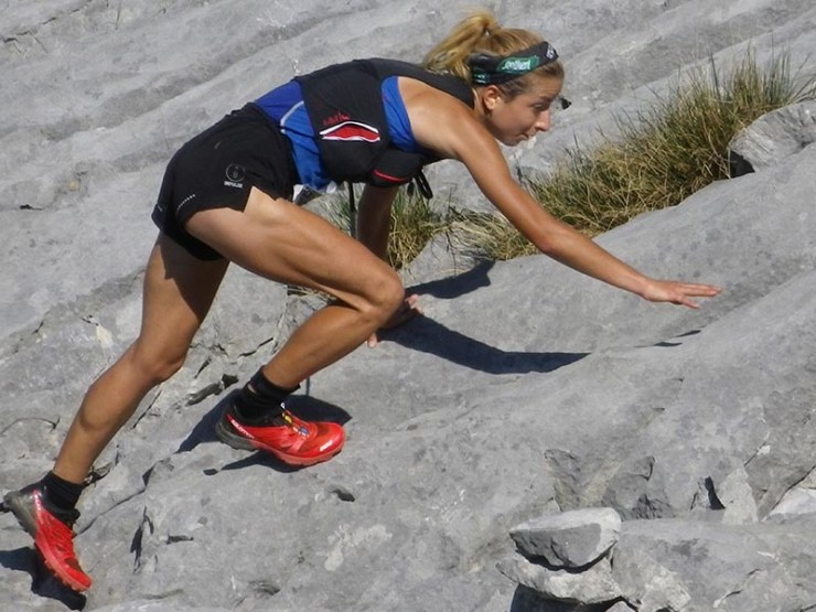 Paula Cabrerizo atacando las zonas más duras del Km Vertical® Fuente Dé