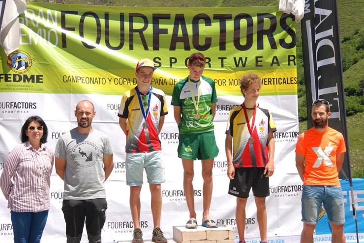 Cadete masculino-Nicolás Molina, Arnau Cases, Isaac Bartí